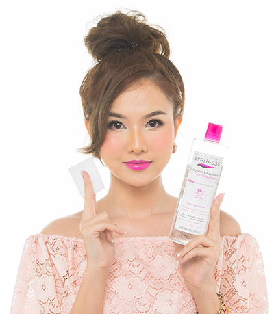Top 8 kem chống nắng được yêu thích nhất dành cho cô nàng da nhạy cảm