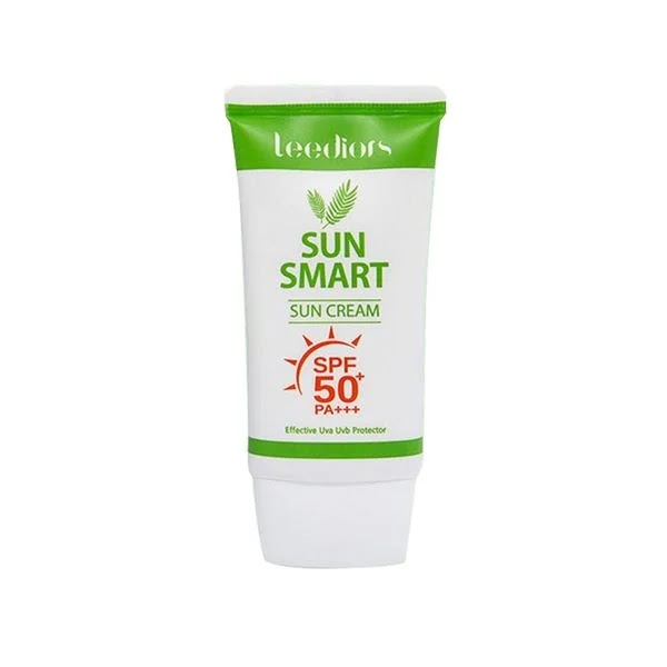 Kem chống năng Leediors Sun Smart với chỉ số SPF 50+ và PA+++ từ Hàn Quốc.