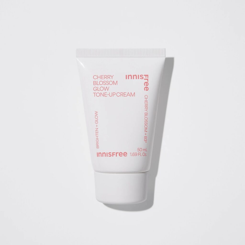 Kem Dưỡng Ẩm innisfree Nâng Tông Da Hoa Anh Đào 50ml