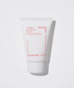 Kem Dưỡng Ẩm innisfree Nâng Tông Da Hoa Anh Đào 50ml